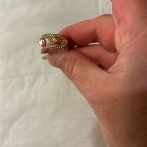 Elegant Rose Gold Women's Ring with Citrine Gems -NWT